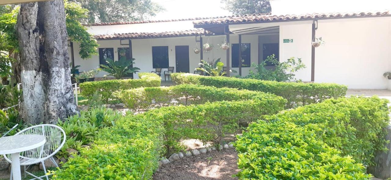 Hotel Jardin De Las Marias Suchitoto Exterior photo